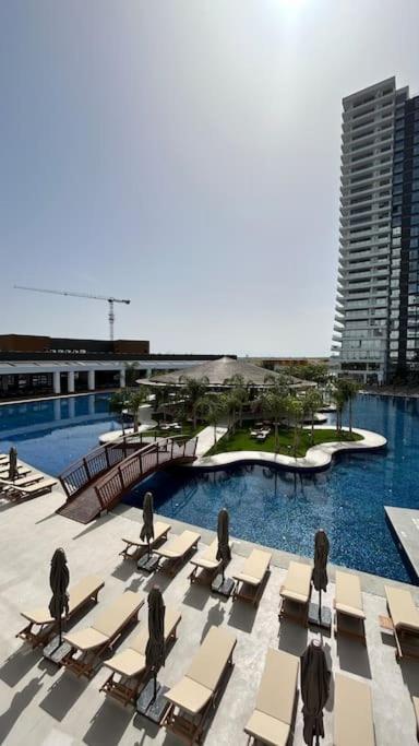 Grand Sapphire Resort Long Beach Trikomo Exteriör bild